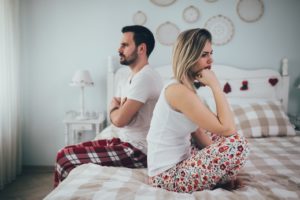 عدم الثقة بين الزوجين