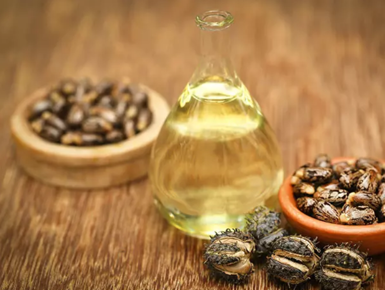 زيت الخروع والحناء للشعر