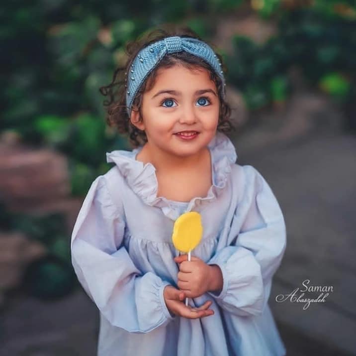 الطفلة اناهيتا انستقرام 11