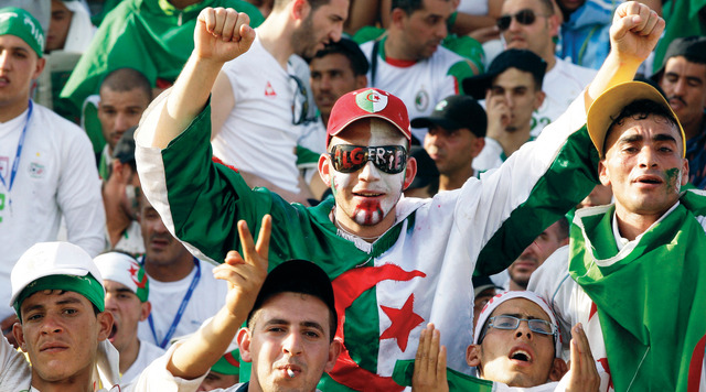 احتفالات المنتخب الجزائري 1