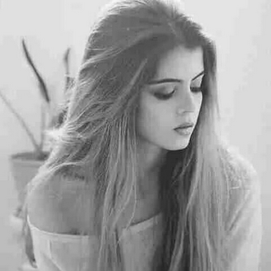 خلفيات بنات حزينه كيوت 1