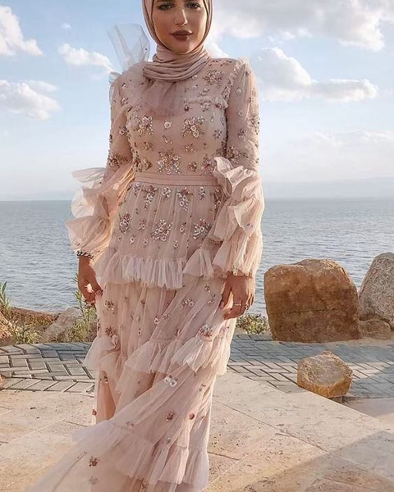 فساتين سواريه محجبات 2020 10