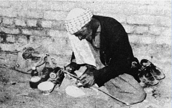 مهن قديمه13