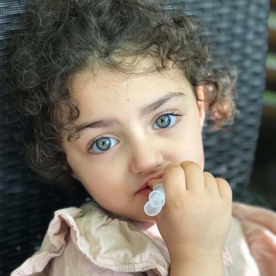 اجمل الصور للطفلة اناهيتا 14