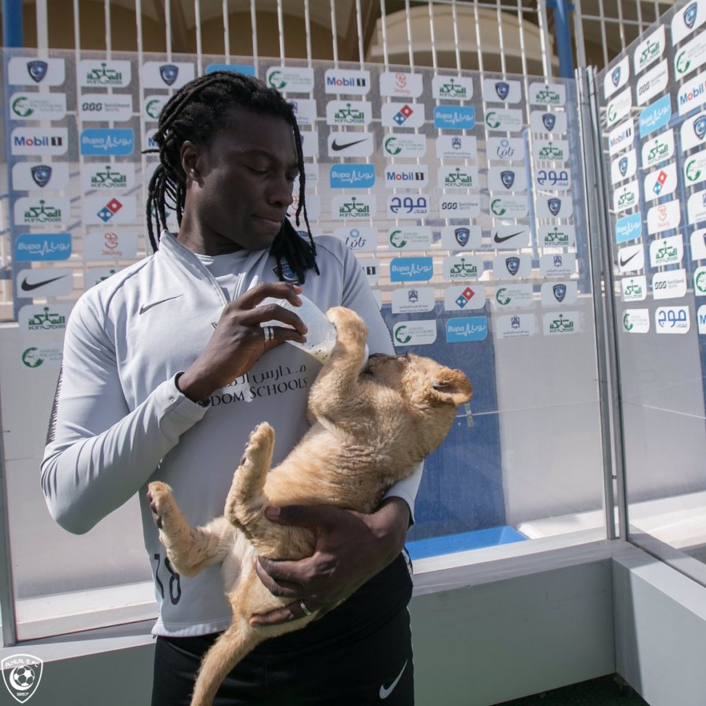زوجة جوميز لاعب الهلال