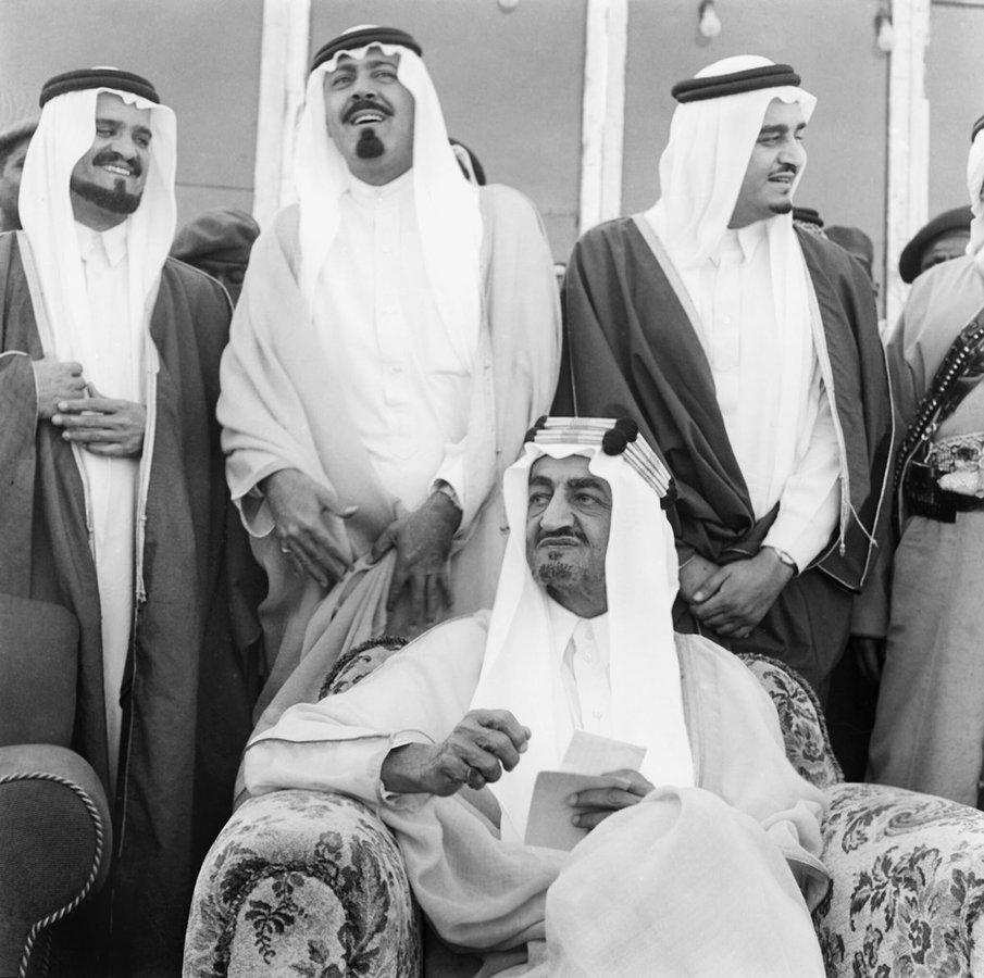 صور الملك فيصل مع بعض الشخصيات5