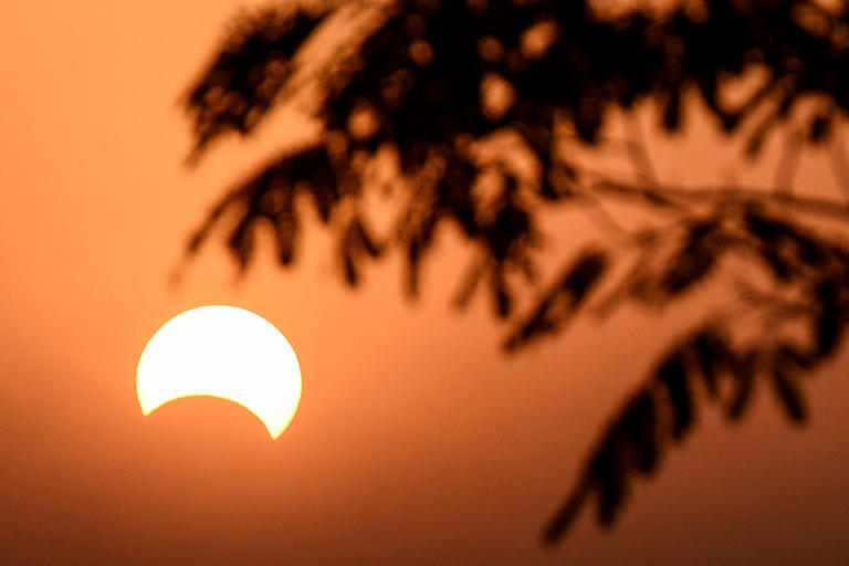 اجمل صور لكسوف الشمس15