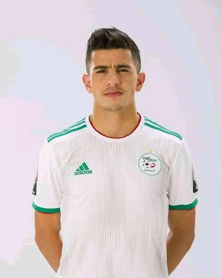لاعبي المنتخب الجزائري7