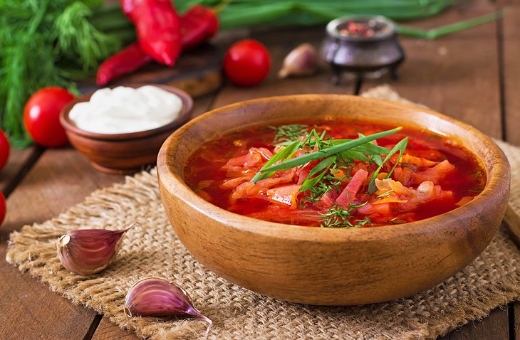 4. أكل بورشت - السياحة في أوكرانيا