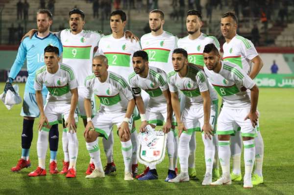 بغداد بونجاح و المنتخب الجزائري6