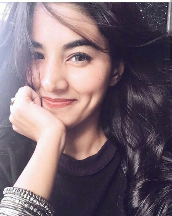 خلفيات بنات للموبايل9