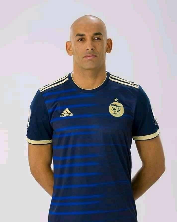 لاعبي المنتخب الجزائري 2