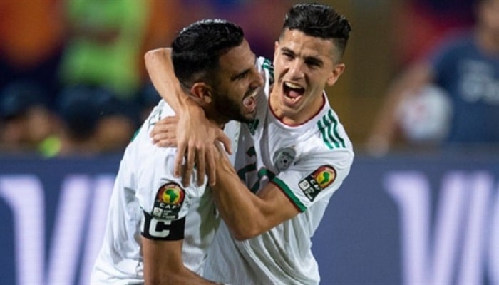 يوسف عطال و المنتخب الجزائري4