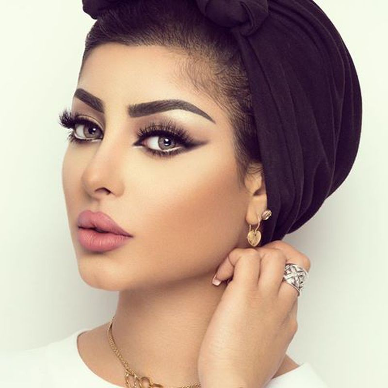 غدير سلطان بالحجاب 6