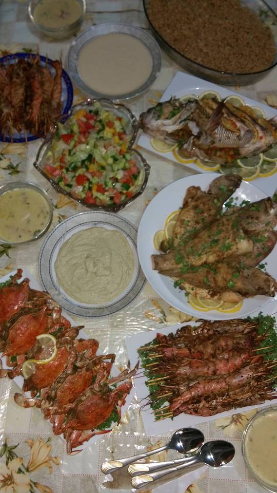 سفرة اكل كبيرة3