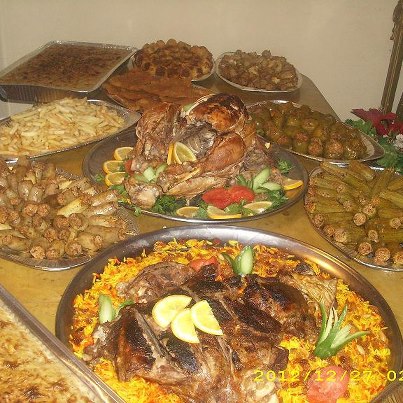 سفرة اكل كبيرة4