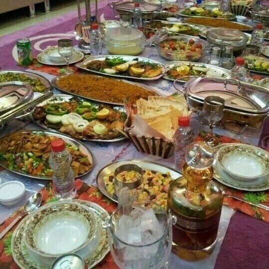 سفرة اكل كبيرة5