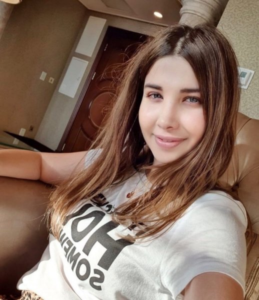 نانسي عجرم بدون مكياج 2020 15
