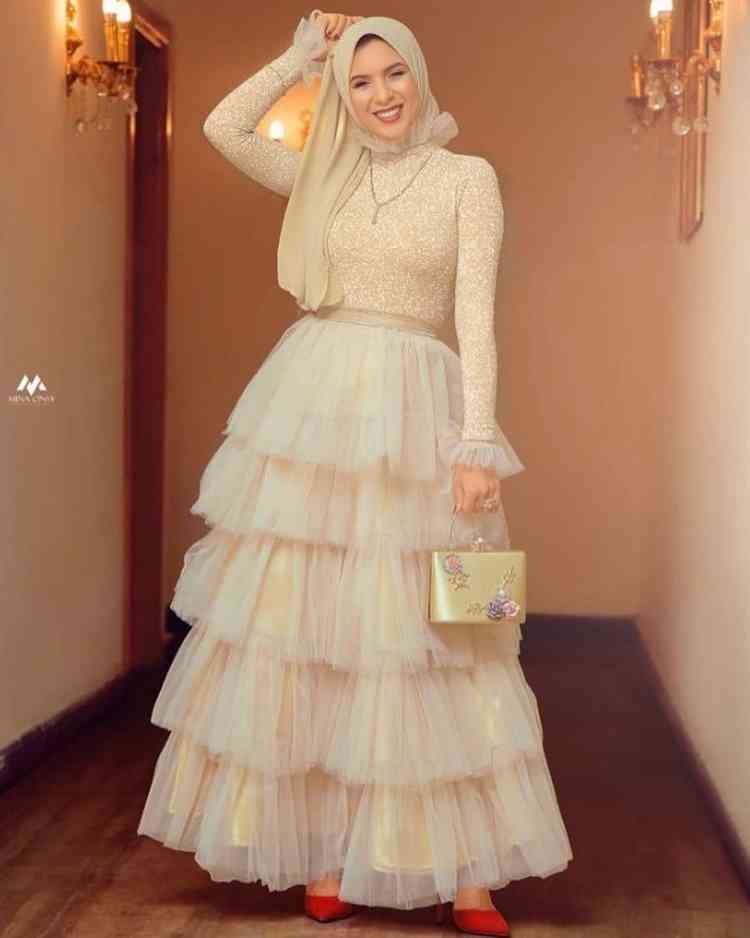فساتين سواريه بسيطة وشيك للمحجبات 3