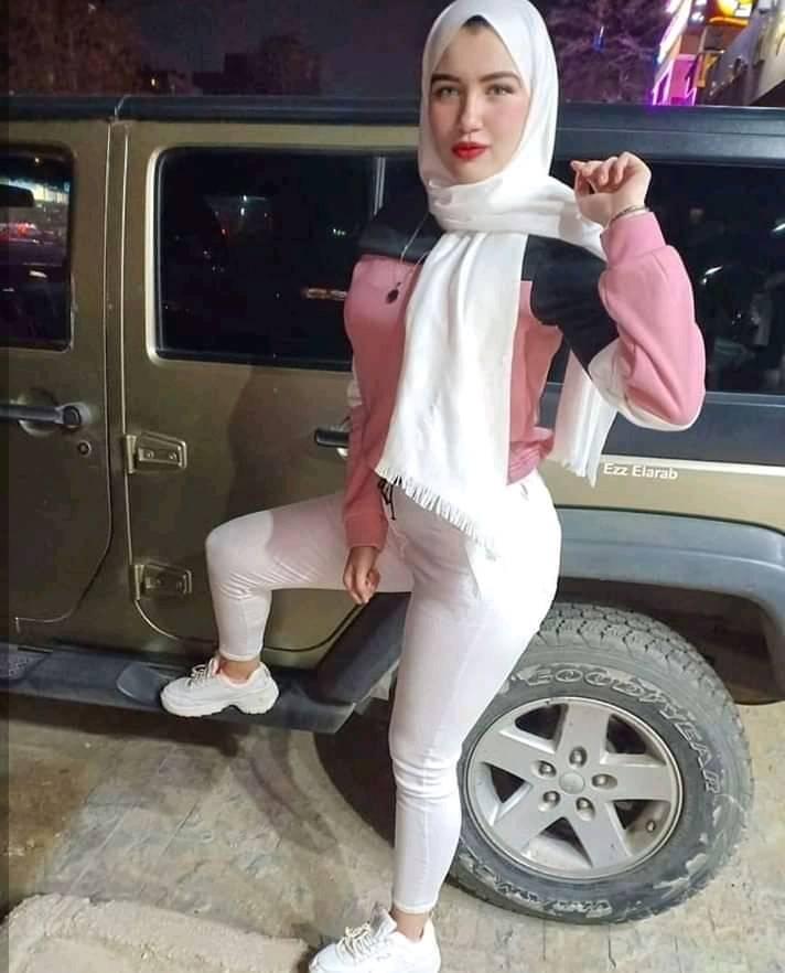 صور حنين حسام 4