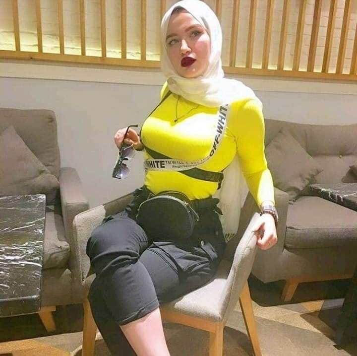 من هي حنين حسام 4