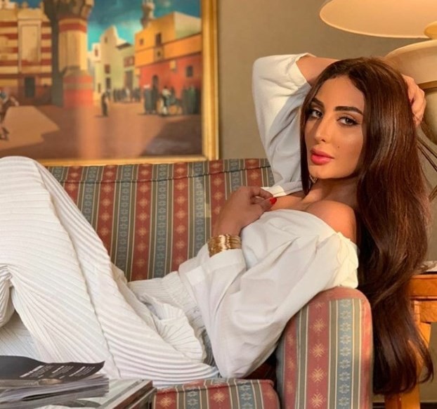 نور الغندور قبل وبعد 6