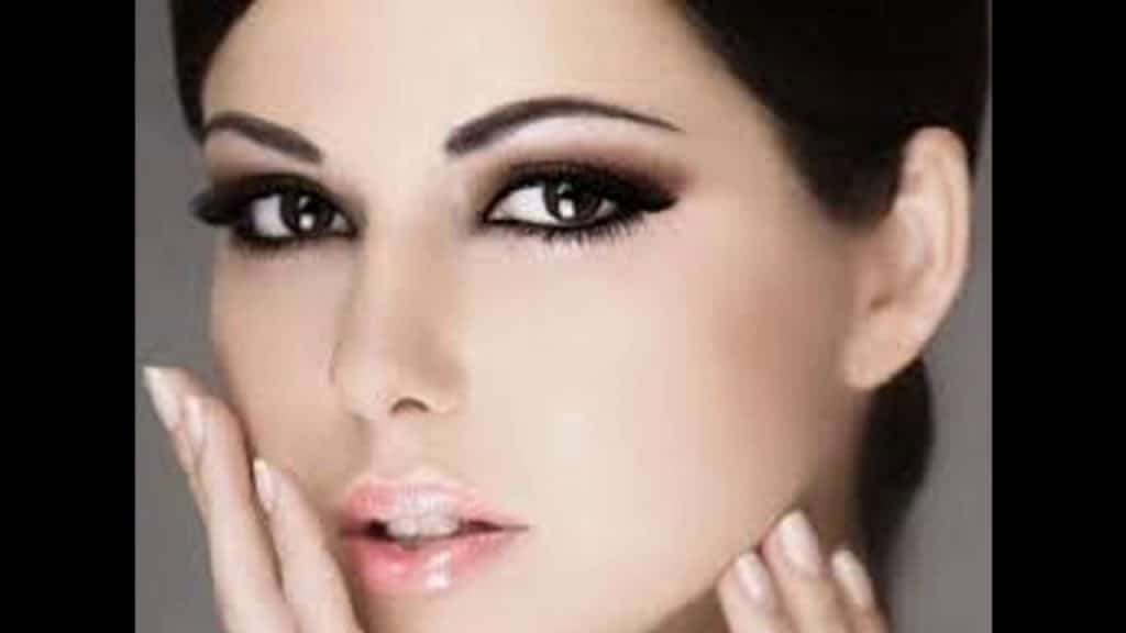رمزيات عيون سوداء 1