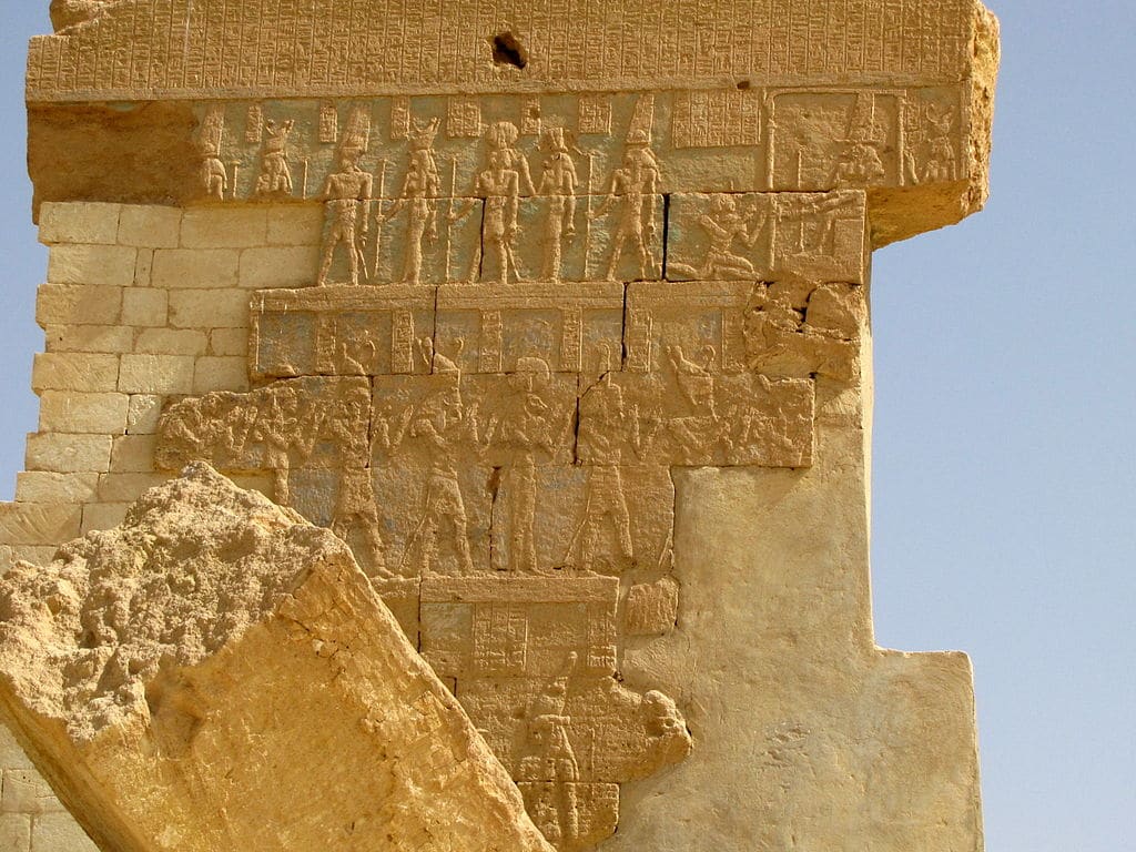 آثار واحة سيوة3