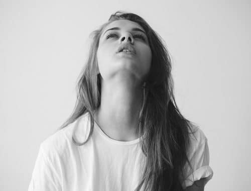 اجمل الصور الحزينة للبنات  ٣