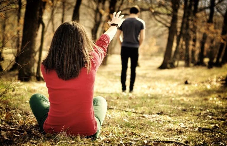 صورعن الفراق والحب بدون كلام ٥