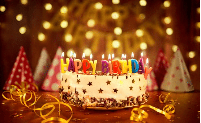 عبارات تهنئة عيد ميلاد