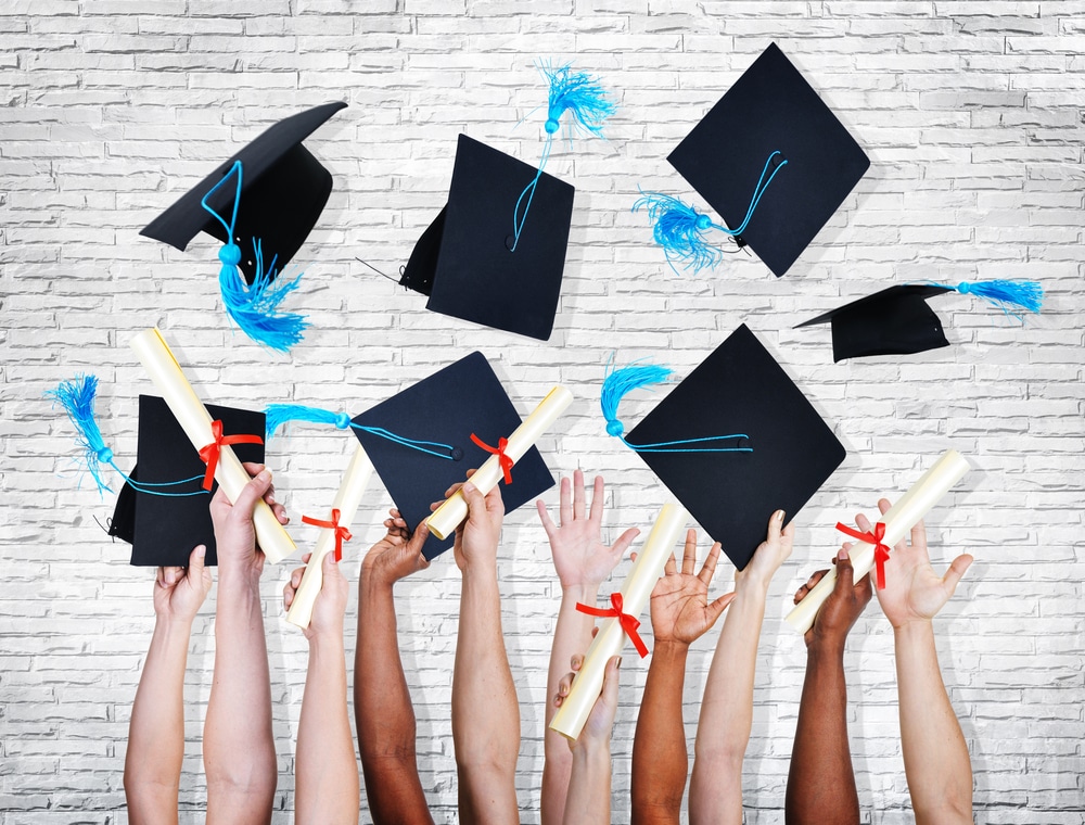 تهنئة تخرج اختي - تهنئة تخرج من الجامعة