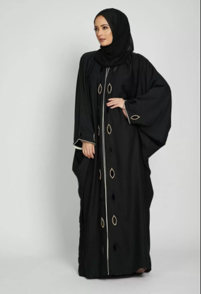 عبايات خليجية سوداء بسيطة1