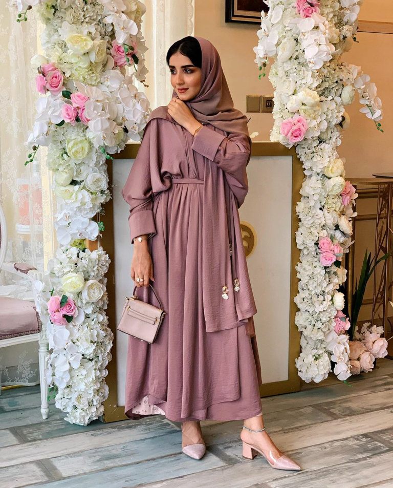 عبايات اماراتية فخمة1