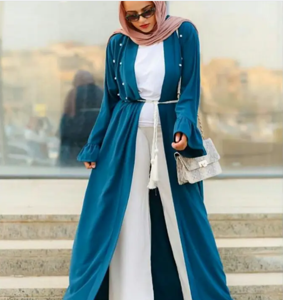 عبايات خليجية ملونة2