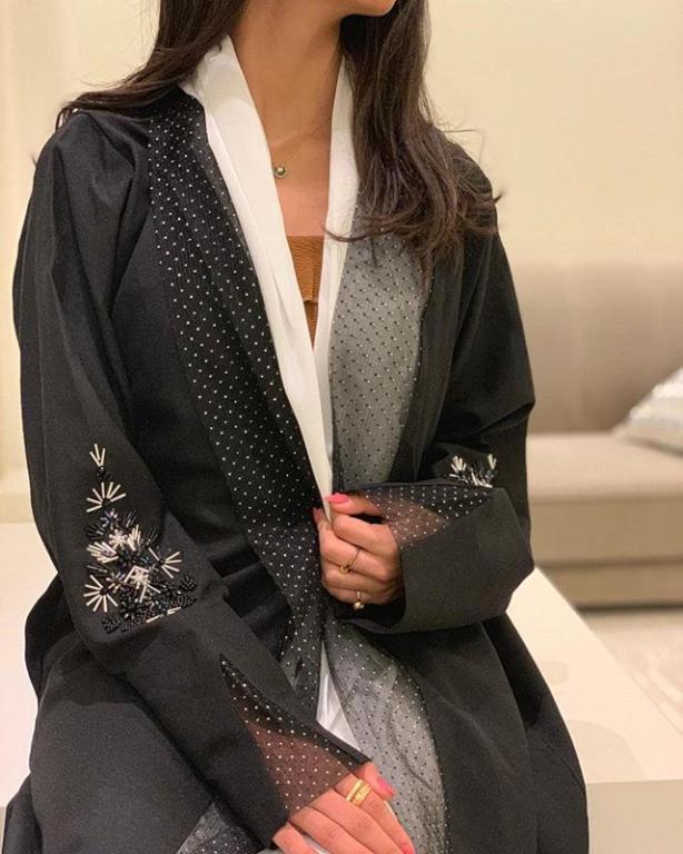 عبايات خليجية مفتوحة3