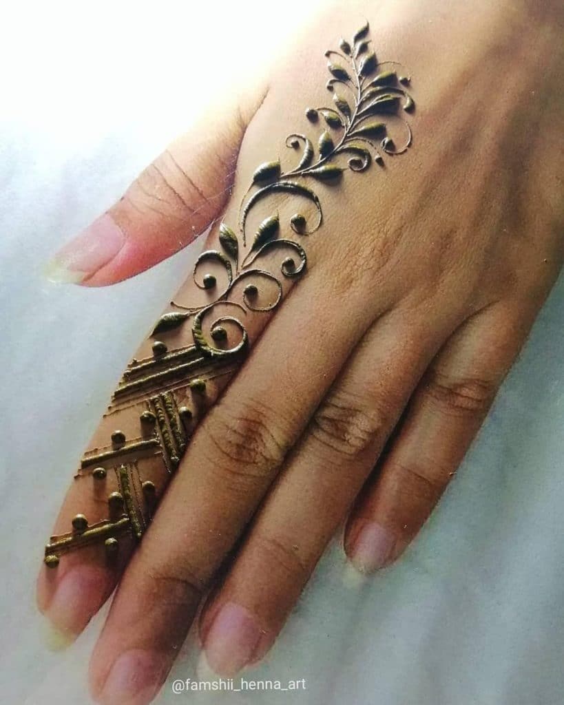 4نقش حناء سهل وحلو