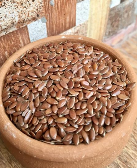 بذور الكتان لتطويل الشعر في أسبوع