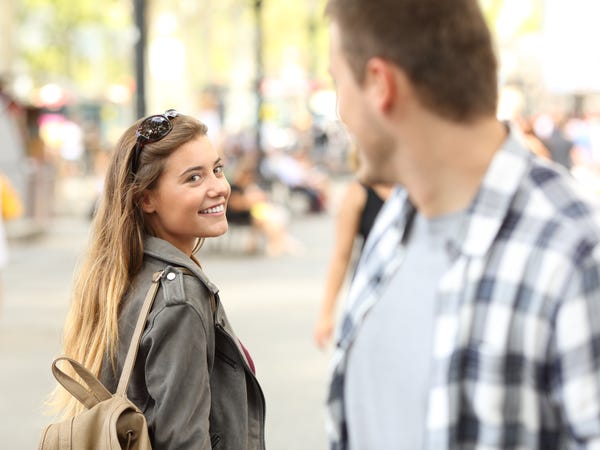 كيف اعرف أنها تحبني بعد الفراق
