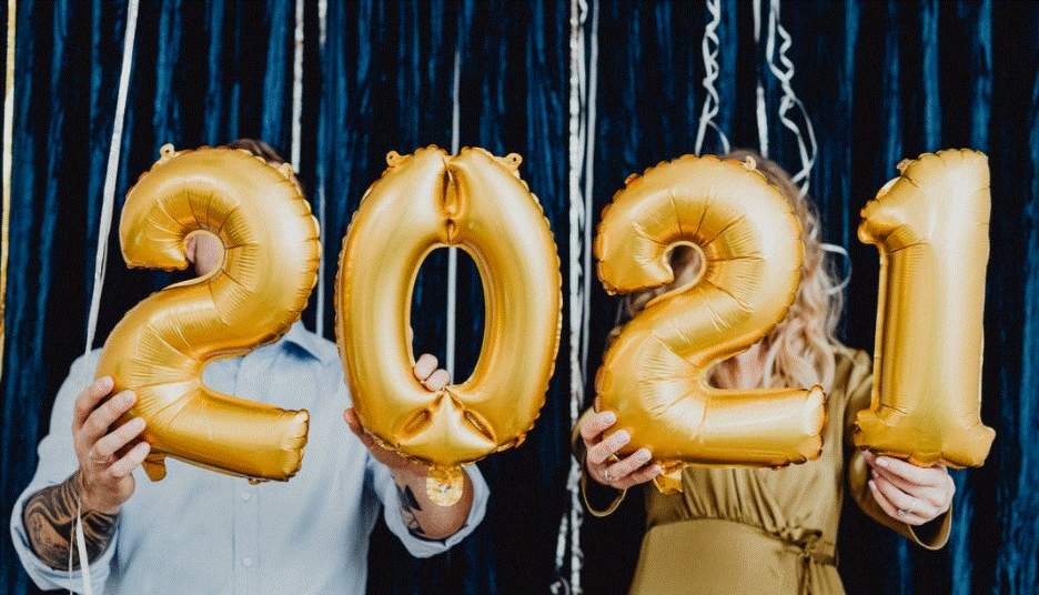 تهنئة بالعام الجديد للاصدقاء
