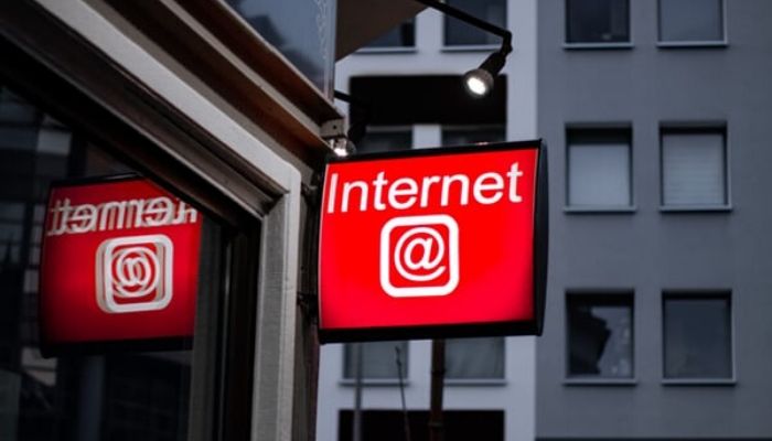 معلومات هامة عن الانترنت (Important information about the Internet)