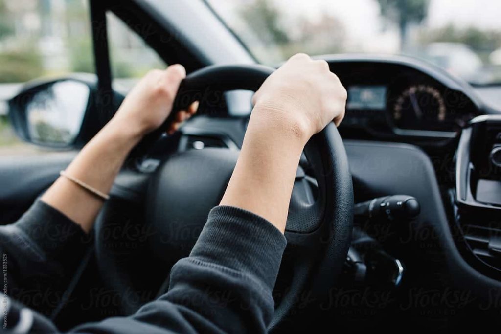 ما تفسير السيارة المحترقة في المنام للمتزوجة