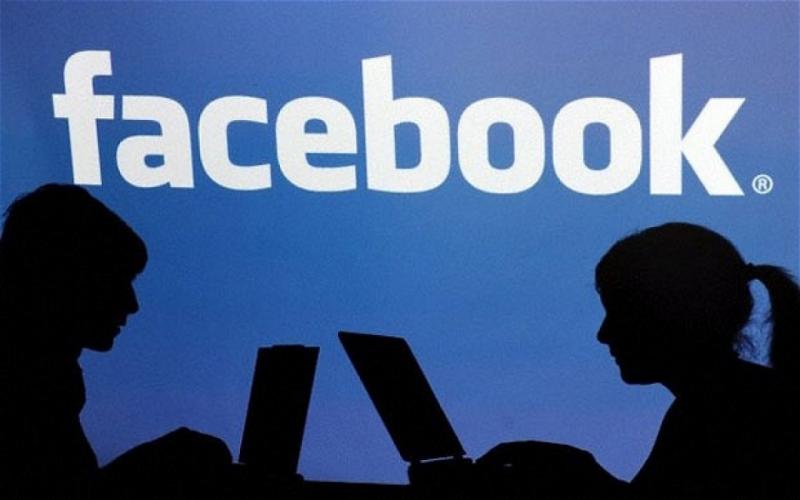 موضوع عن الفيس بوك سلبياته وايجابياته