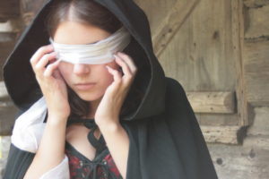 تفسير رأيت أختي عمياء في المنام