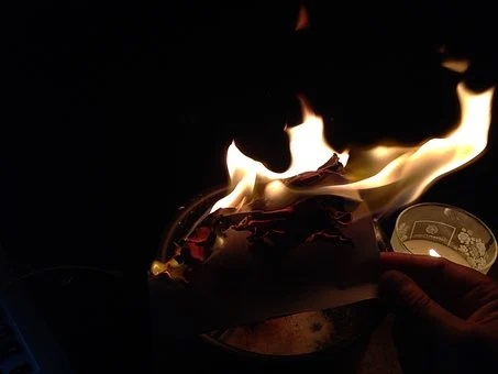 تفسير حلم السحر من الأصدقاء