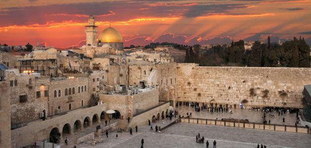 موضوع عن أبواب القدس بالانجليزي