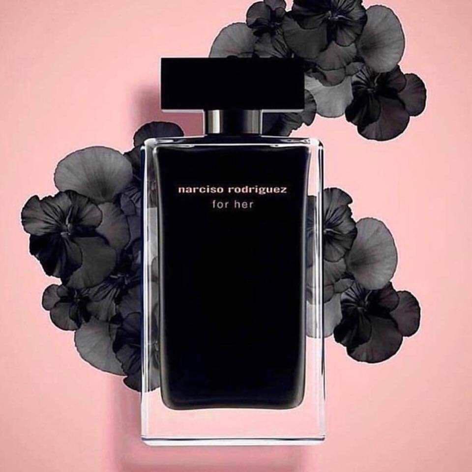 عطر نارسيسو الاسود مكوناته