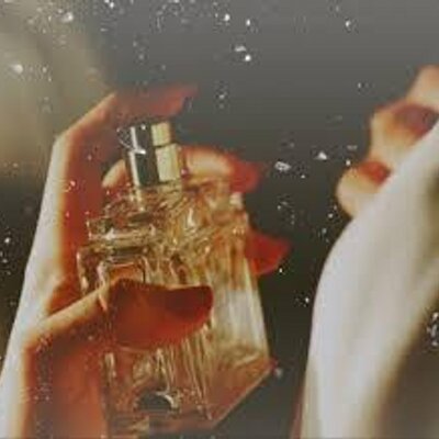 عطر الإثارة الجذاب بالفيرمون