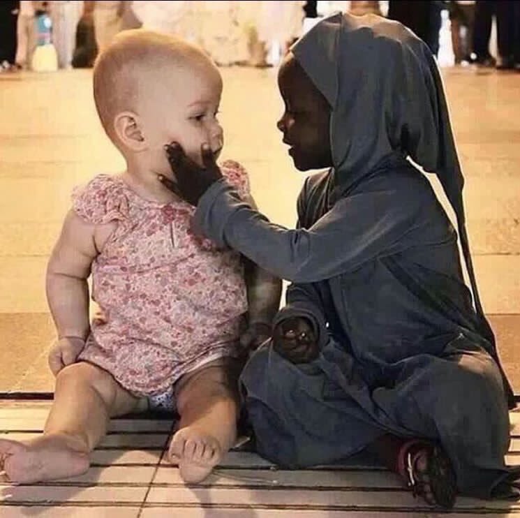 رد على العنصريين