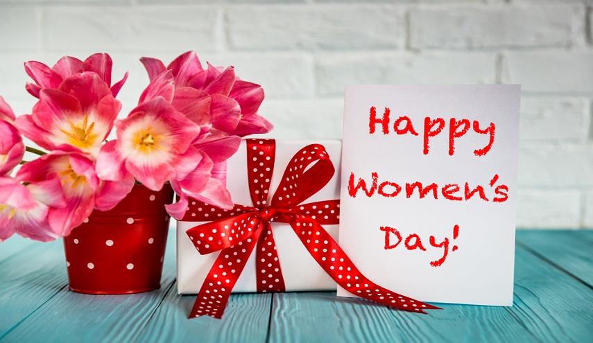 تهنئة عيد المرأة للحبيبة بالصور ٦
